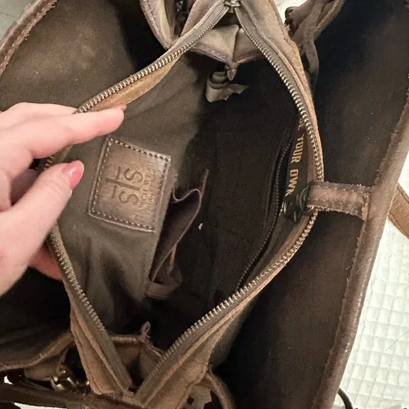 Stylish Brown and Cream Fringe Handbag - Picture 6 of 10